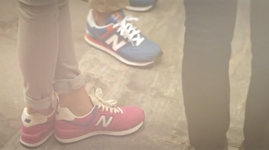 NEW BALANCE AW13